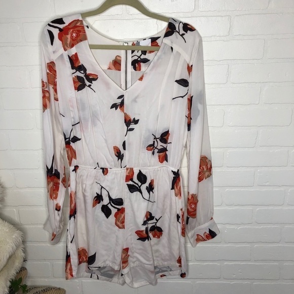 VOLCOM Props Print Ls Floral Romper - Picture 3 of 8